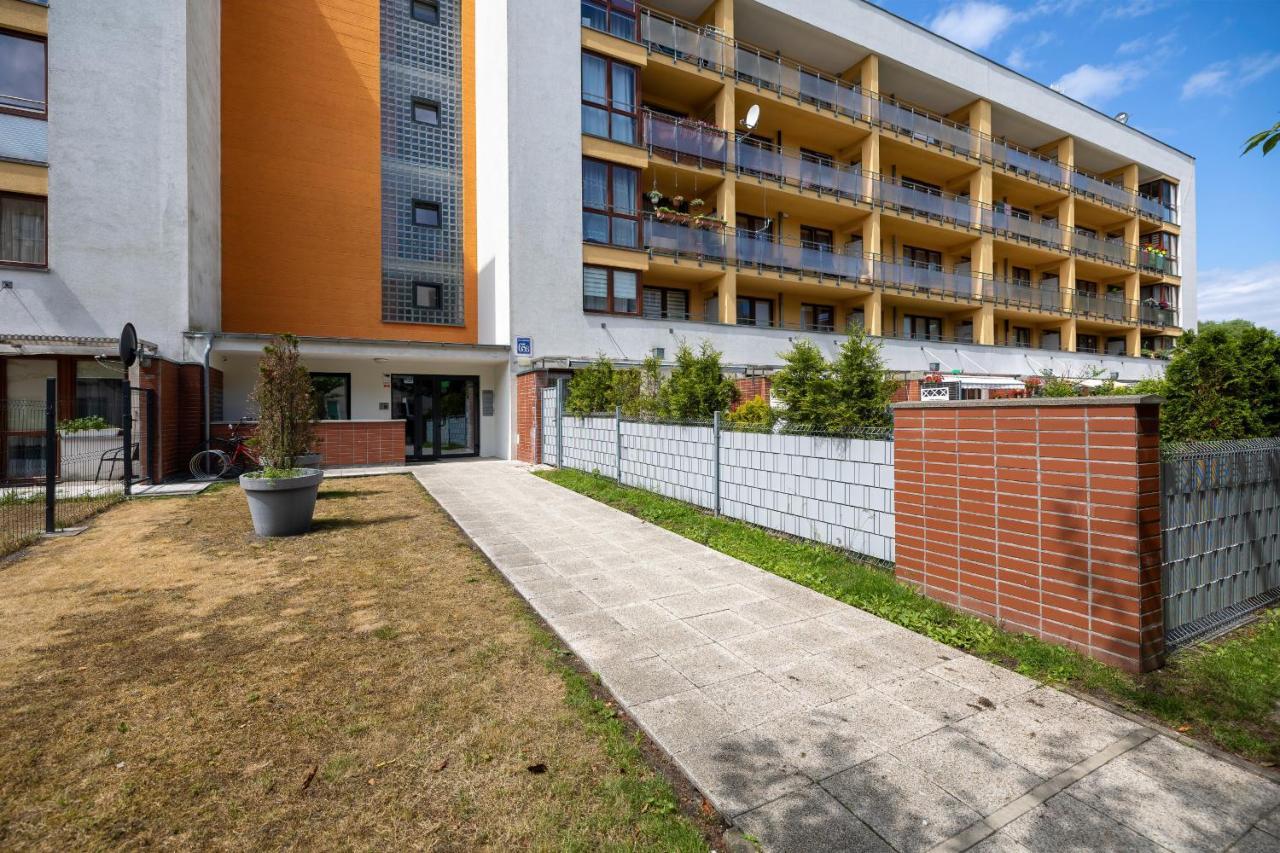 Apartamenty Wisniowy Sad By Noclegi Renters Kolobrzeg Bagian luar foto